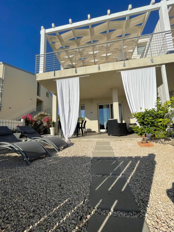 Isola Rossa Beach House Екстериор снимка