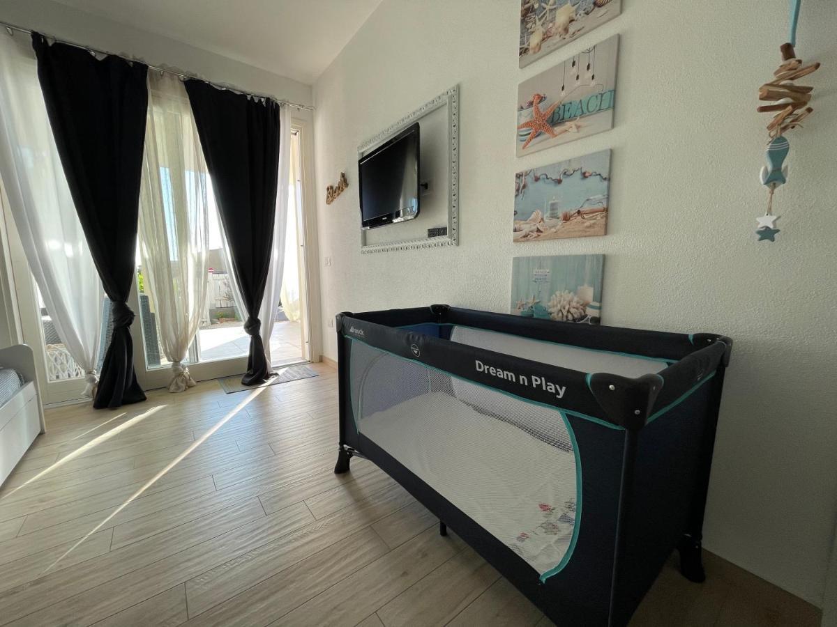 Isola Rossa Beach House Екстериор снимка